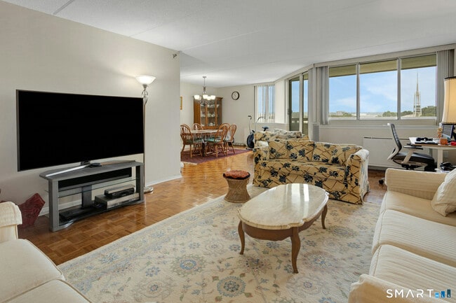 Photo - 143 Hoyt St Unit 5L