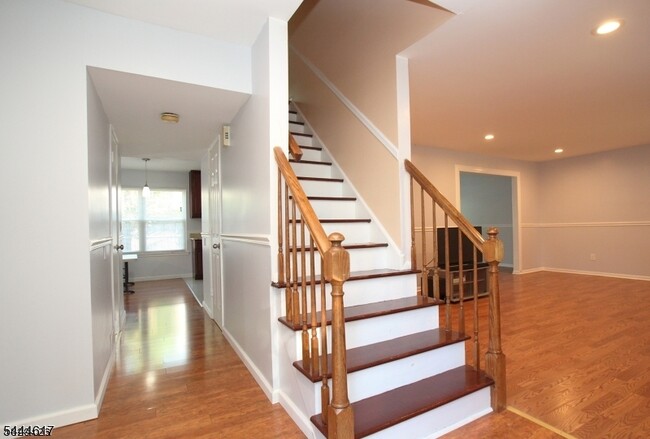 Photo - 2 Wyndham Way