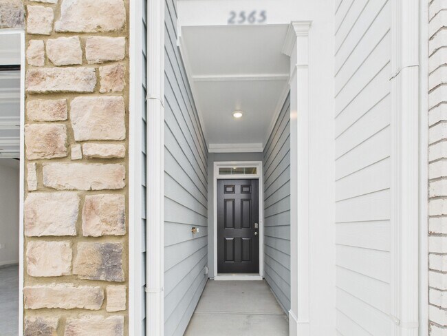 Photo - Beautiful New Construction END UNIT Townhome – Now Available for Lease!