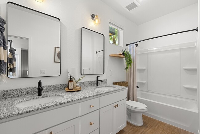 Pique Residences Bathroom