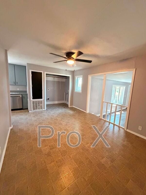 Photo - 3414 Oak Ridge Dr