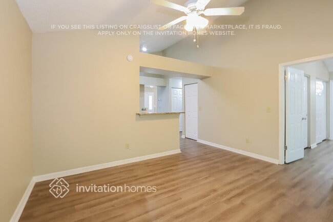 Photo - 12838 Coverdale Dr