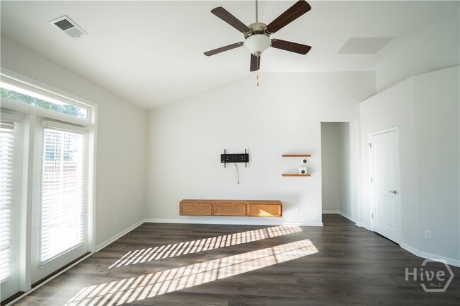 Photo - 173 Sessile Oak Dr