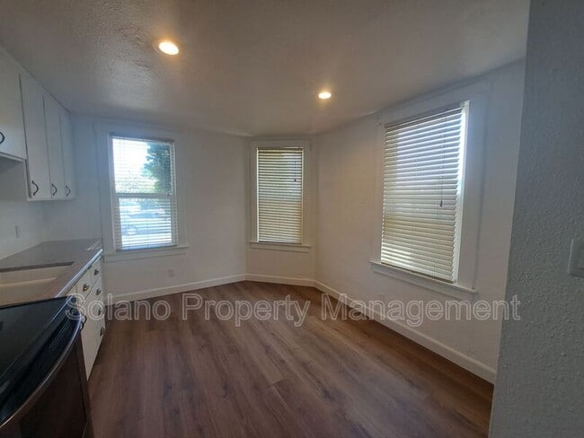 100 Luzena Ave Unit 100