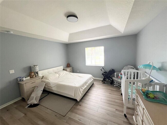 Photo - 8470 Drolet Ave