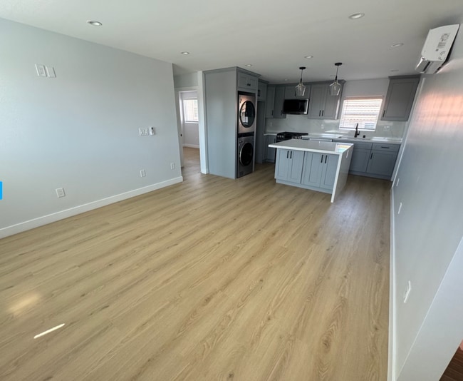 Photo - 18507 Burin Ave Unidad C