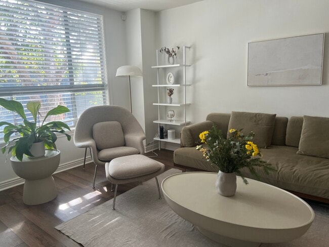 Photo - 1457 Stanford St Townhome