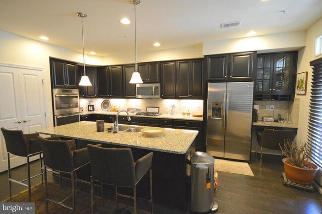 Photo - 8017 Greenbelt Station Pkwy