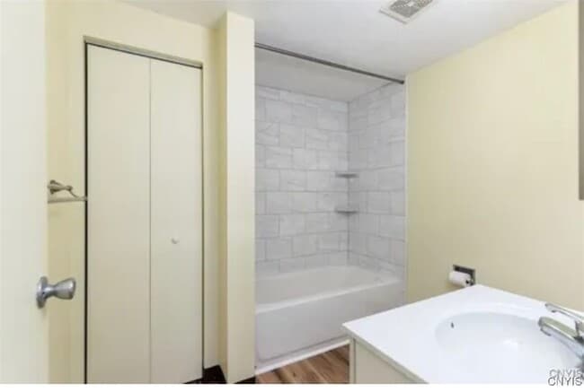 Photo - 471 Idlewood Blvd