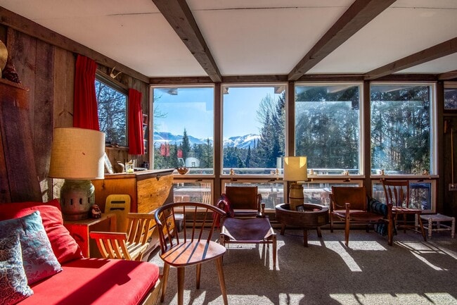 Photo - 36 Hoffman's Dr