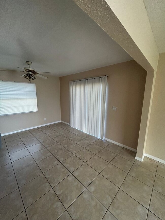 Photo - 608 Cortez St