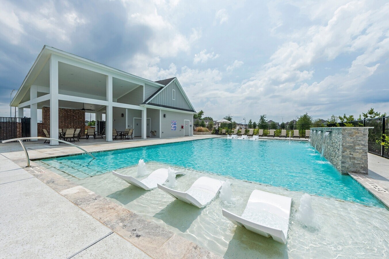 Photo - 16039 Emerald Thistle Ln