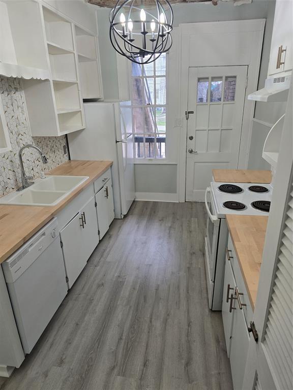 Building Photo - 717 Broadway Avenue J Unit 1 Rental