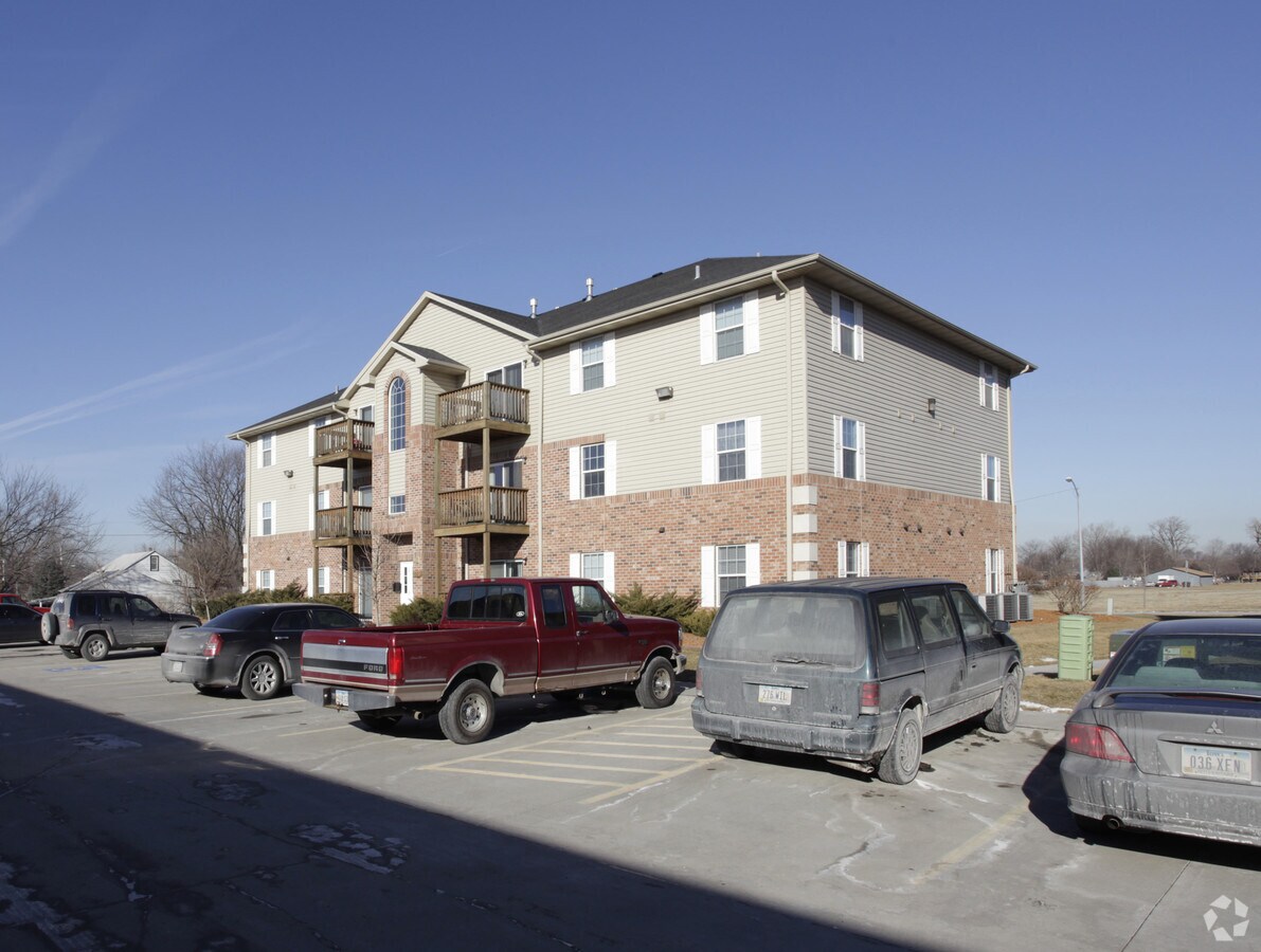 Carter Place - Carter Place Apartments
