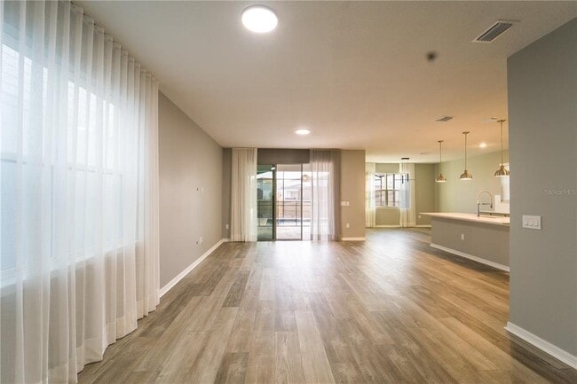 Photo - 8368 Fenton St