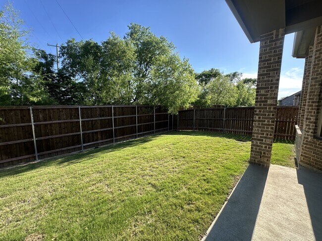 Photo - 720 Wycliffe Dr