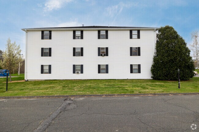 48 Westville Rd Plaistow, NH - Westview Park Condos