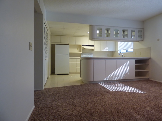 Photo - Spacious 2BR/2.5BA in Lakewood!