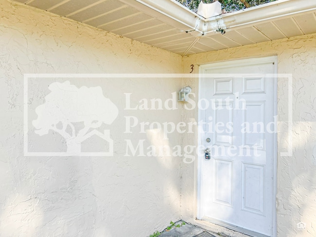 Photo - 1222 Taylor St