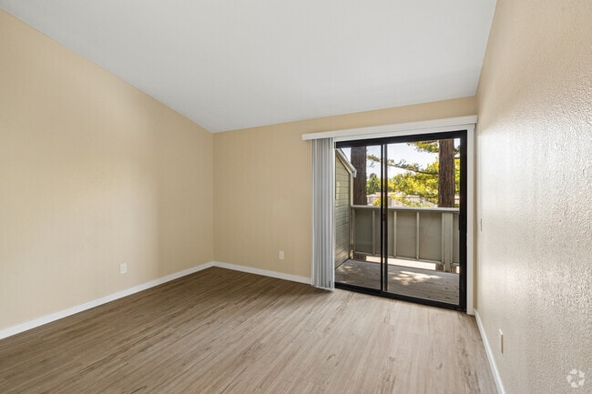 1BR, 1BA - 813SF - Bedroom - Summer Place Apartments
