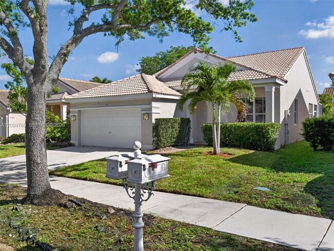 Photo - 875 Savannah Falls Dr