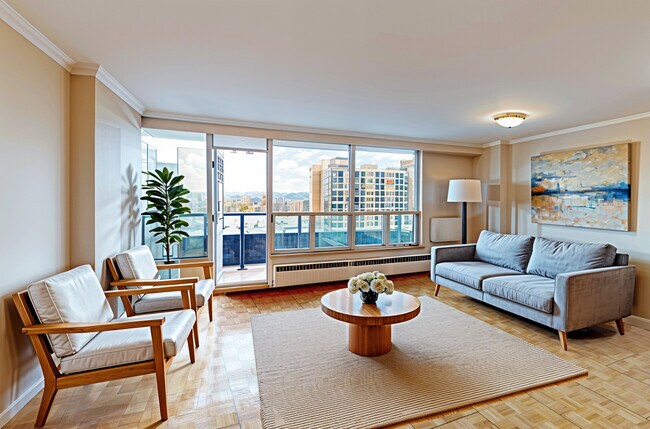 Photo - Viewpoint Towers