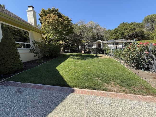 Photo - 401 Moseley Rd