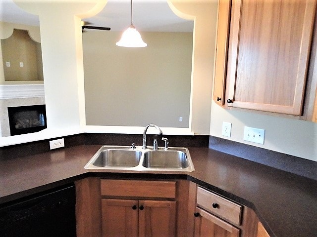 Photo - 905 Alba Rose Ln