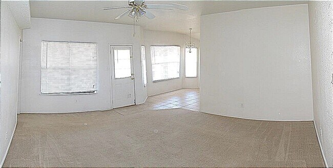 Photo - 4-Bedroom House for Rent in Killeen