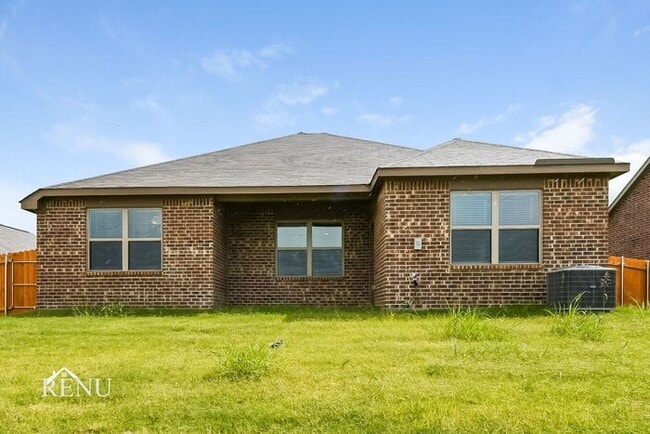 Photo - 1105 Wheatfield Ln