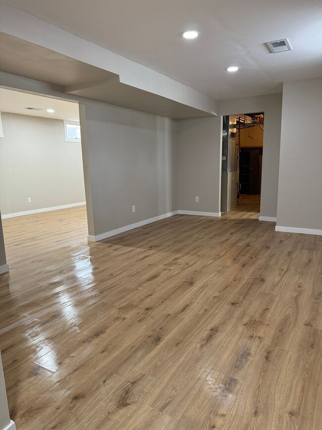 Photo - Spacious 4 bedroom 2 bath Single-family home