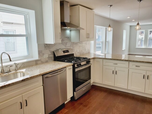 Building Photo - 79 Bailey Rd Unit 1 Rental