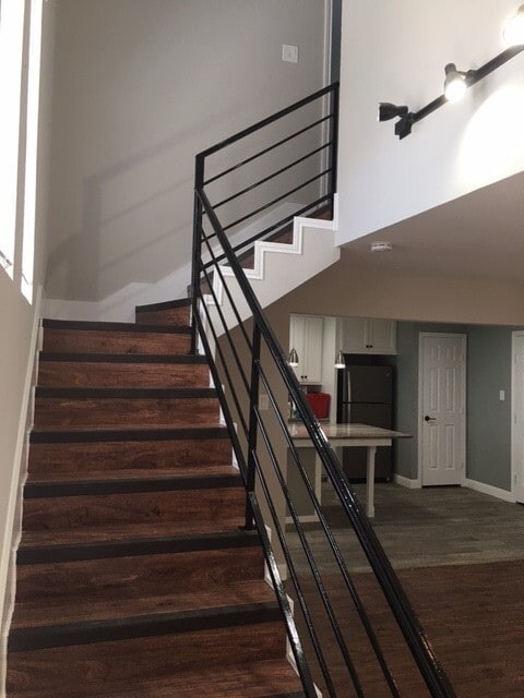 Photo - 7235 Avenue C