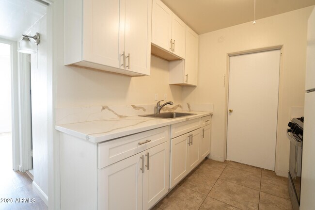 Photo - 1134 S Roosevelt St