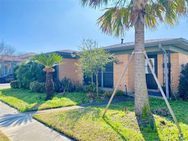 Building Photo - 1311 Milam Dr Rental