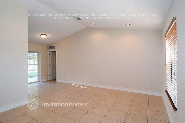 Photo - 1371 Denlow Ln