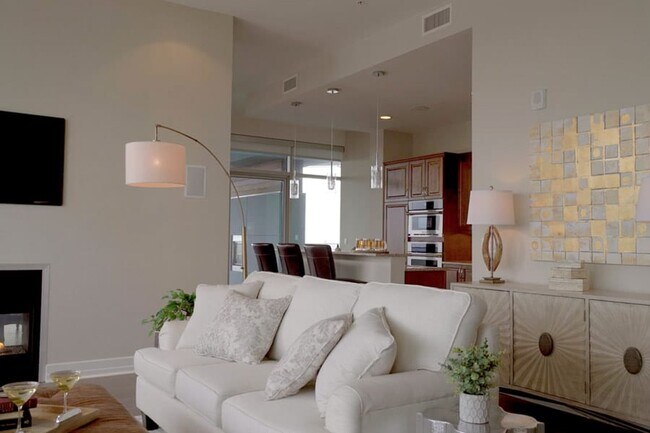 Photo - High-Rise Luxury in River Oaks Unit 29WN3