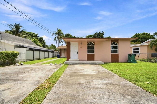Photo - 872 NW 108th St