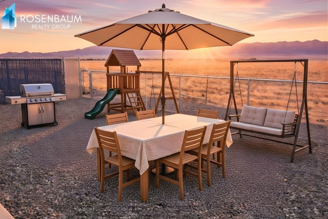 Photo - Beautiful and inviting 2-bedrooms, 2-baths duplex located in the heart of Prescott Valley!