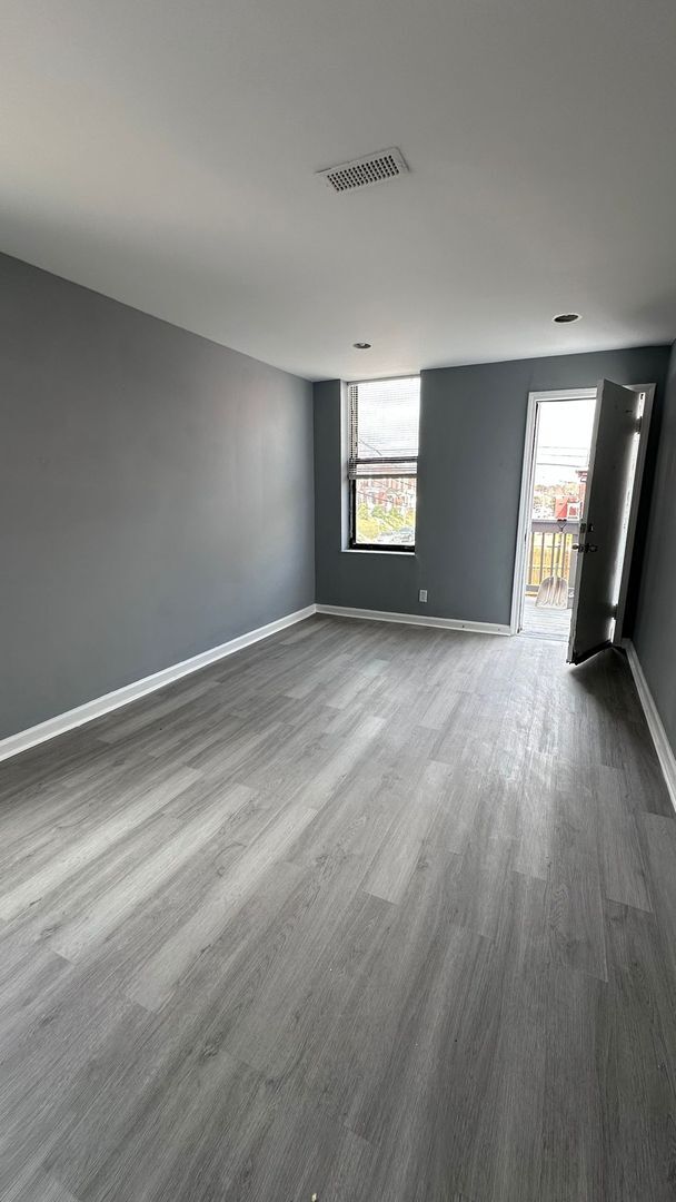 Photo - 3325 Chippewa St Unit 1F