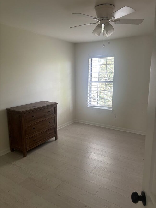 Photo - Now Renting! Condo located at Morningside Condos! Close to AU