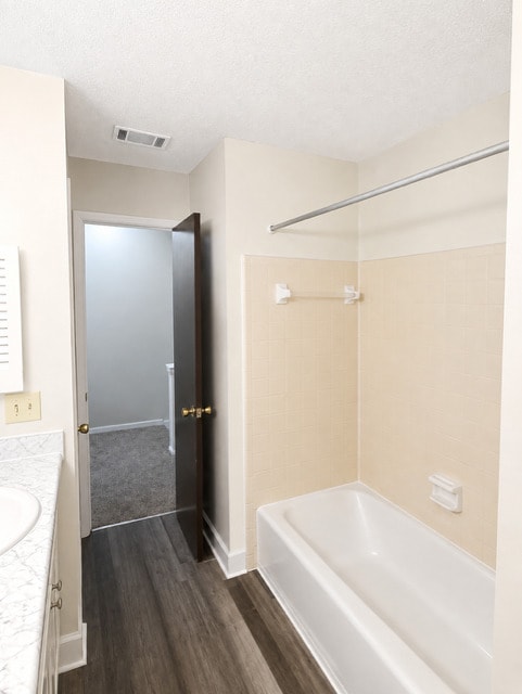Photo - Allen Apartments