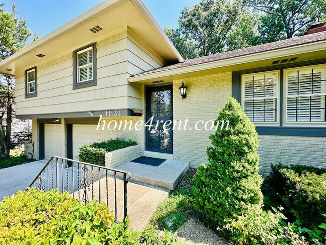 Photo - 11131 Wornall Rd