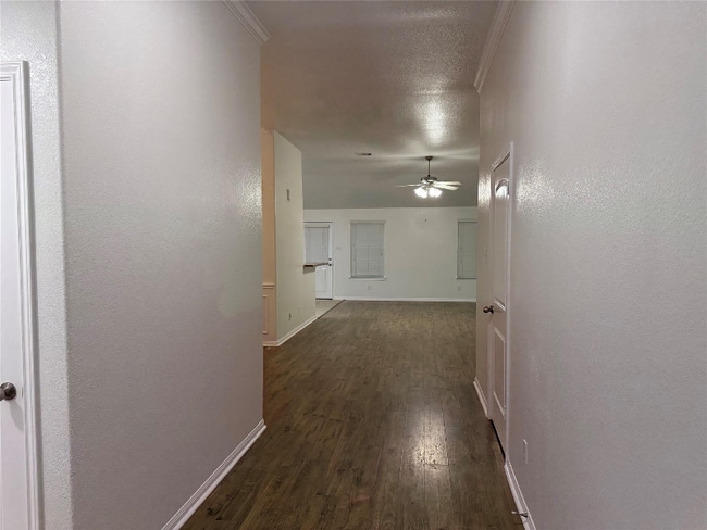 Photo - 958 Oak Glen Dr