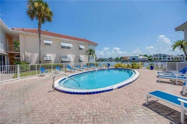Photo - 3070 Gulf Shore Blvd N Unit 103
