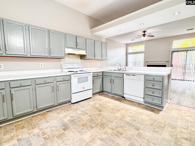 Photo - 44 St Albans Rd