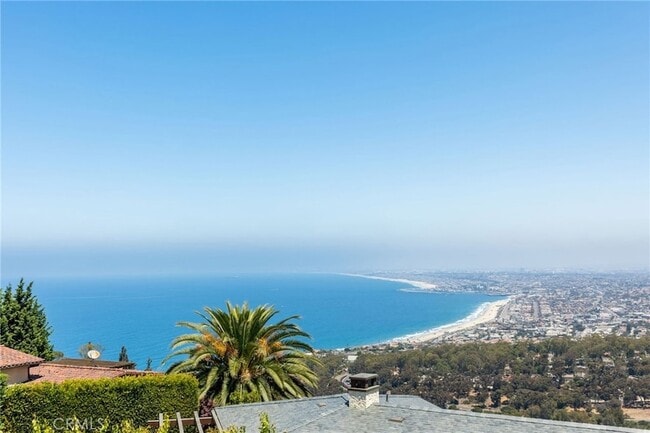 Building Photo - 972 Via Rincon