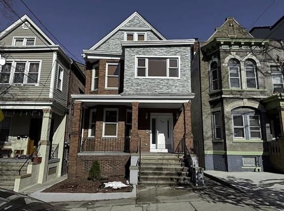 Building Photo - 116 Carlton Ave Unit 1