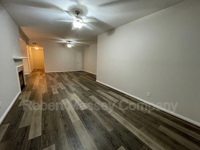 Photo - 346 S Dorsey Ln