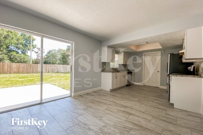 Photo - 1101 Melrose St